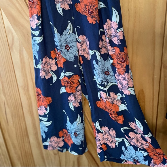 Navy Floral Jumpsuit With Button Back - Picture 2 of 4